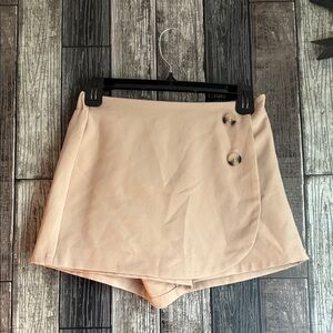 Love Tree Cream Skort